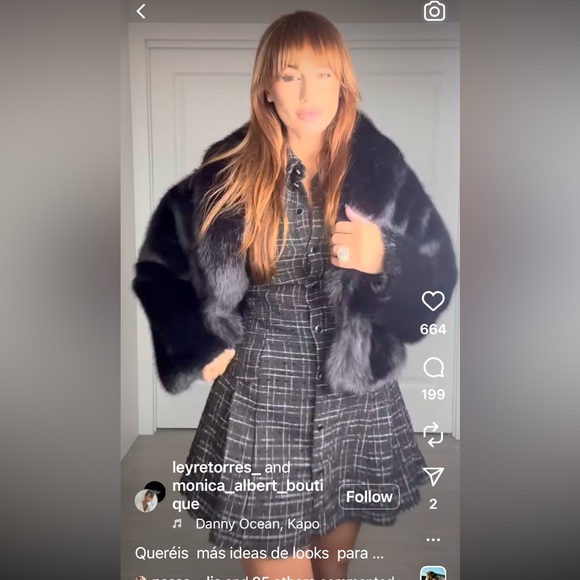 NWT ZARA perfect for holiday season TEXTURED SHORT DRESS SIZE XS
-6 pit too pit - Picture 2 of 16